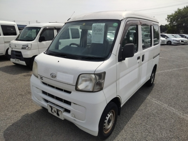 DAIHATSU HIJET VAN 2013