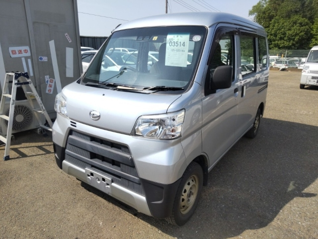 DAIHATSU HIJET VAN 2019