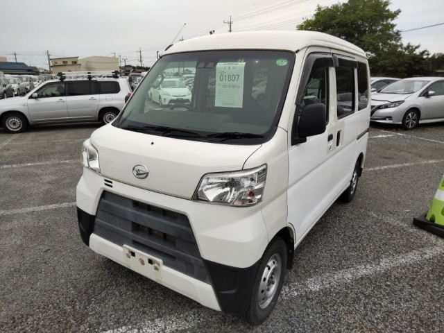 DAIHATSU HIJET VAN 2019