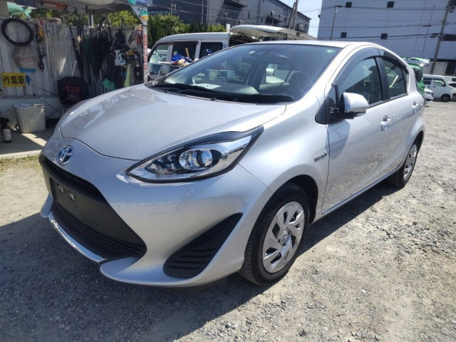 TOYOTA AQUA 2020