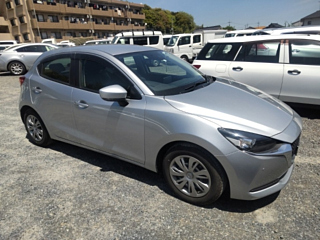 MAZDA MAZDA2 2020