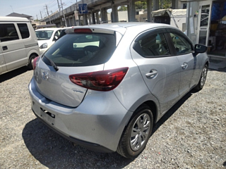 MAZDA MAZDA2 2020