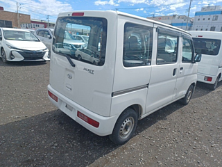 DAIHATSU HIJET VAN 2017