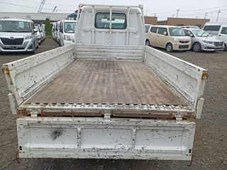 MAZDA BONGO 2014