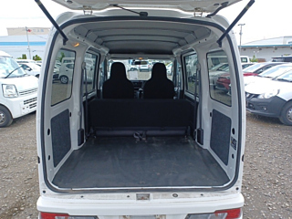 DAIHATSU HIJET VAN 2019