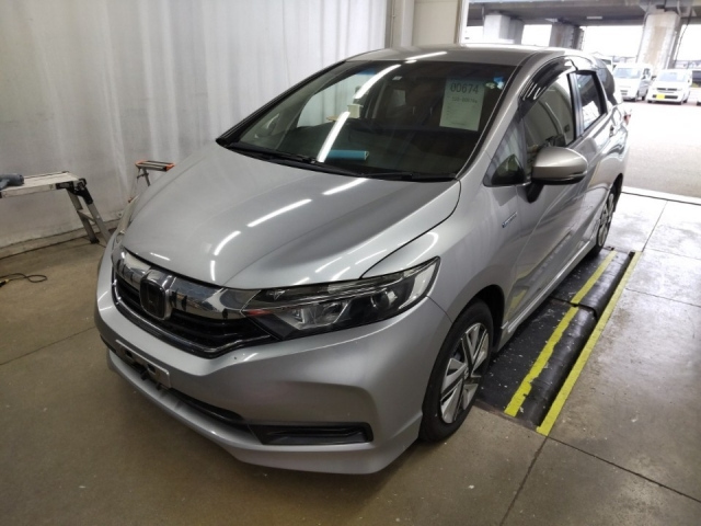 HONDA SHUTTLE 2020