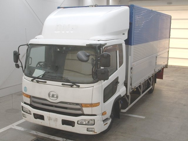 NISSAN CONDOR 2012