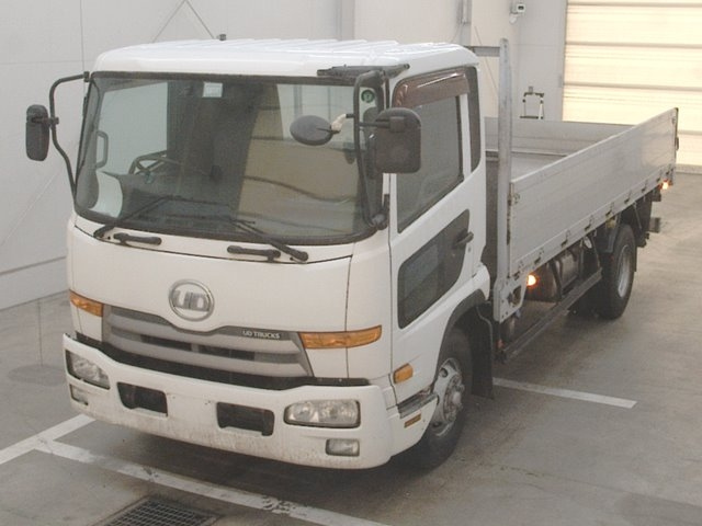 NISSAN CONDOR 2013