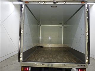 ISUZU ELF 2018