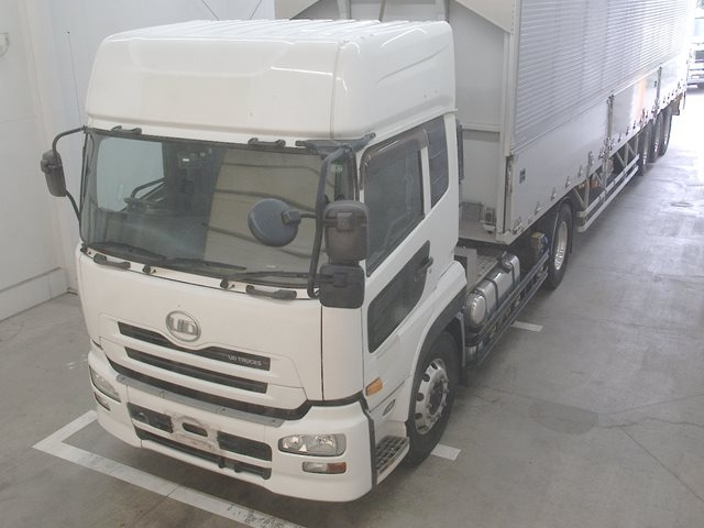 NISSAN UD SERIES 2014