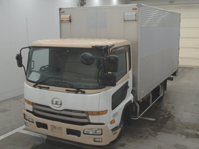 NISSAN CONDOR 2012