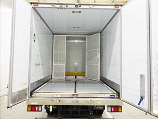 ISUZU ELF 2018