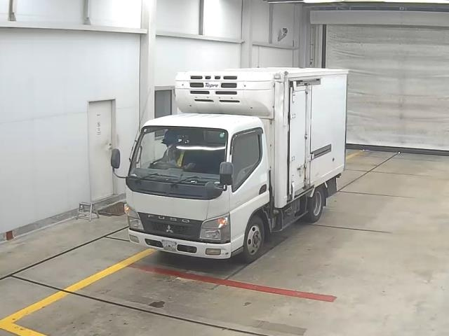 MITSUBISHI CANTER 2010