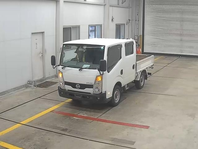 NISSAN ATLAS 2009