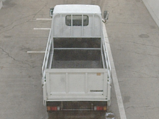 ISUZU ELF 2011