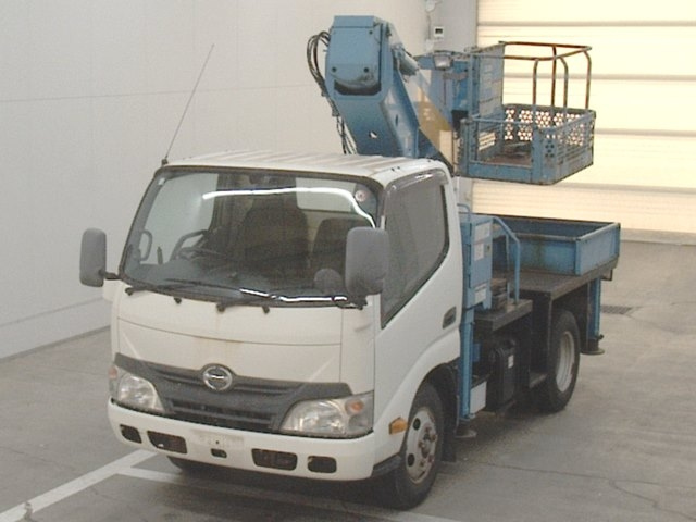 HINO DUTRO 2015