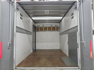 ISUZU ELF 2017