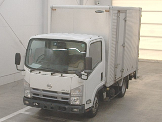 NISSAN ATLAS 2011