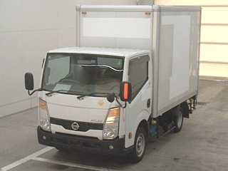NISSAN ATLAS 2015