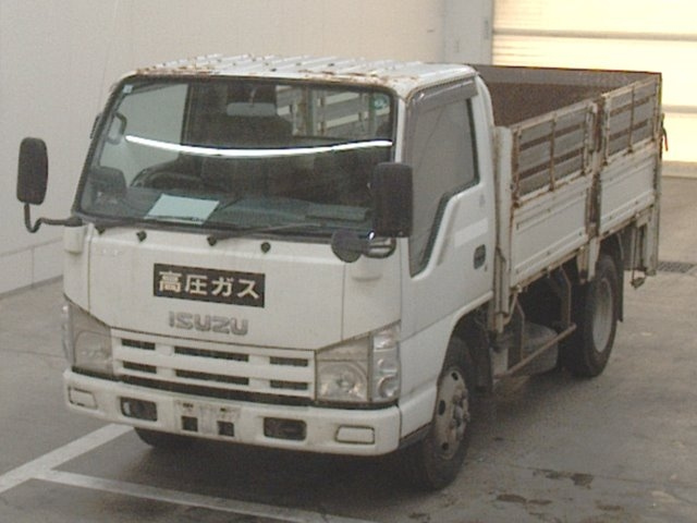 ISUZU ELF 2009