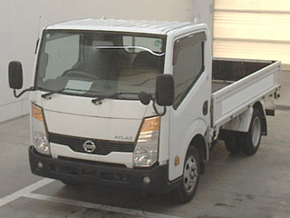 NISSAN ATLAS 2017