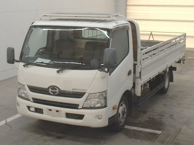 HINO DUTRO 2016