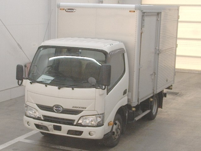 HINO DUTRO 2018