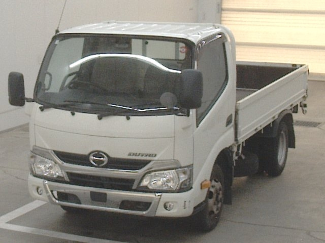 HINO DUTRO 2018