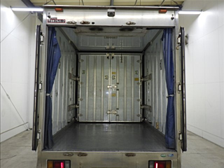 ISUZU ELF 2012