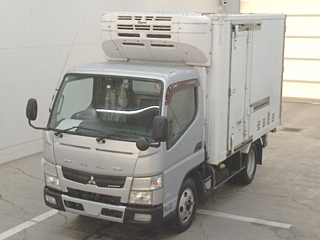 MITSUBISHI CANTER 2014