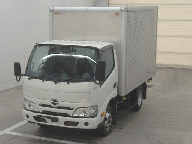 HINO DUTRO 2020