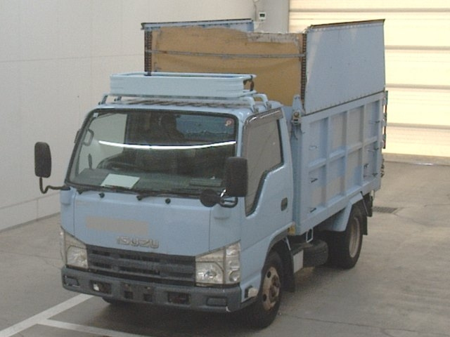 ISUZU ELF 2011