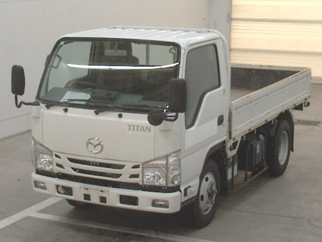 MAZDA TITAN 2020