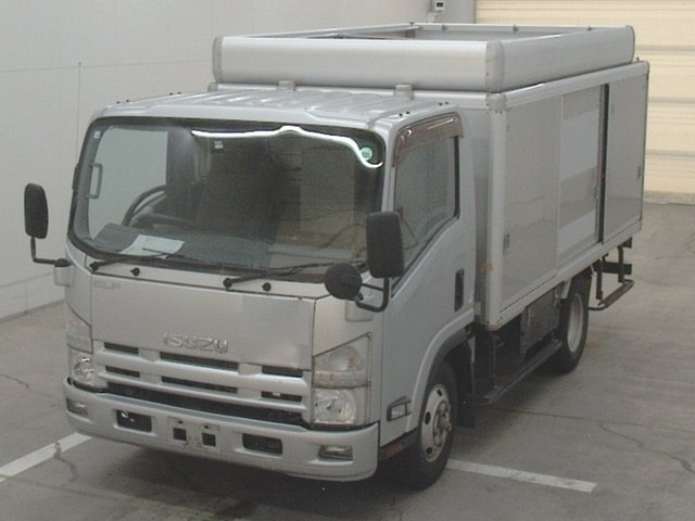 ISUZU ELF 2014