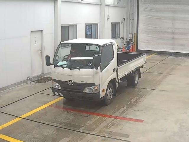 TOYOTA DYNA 2015