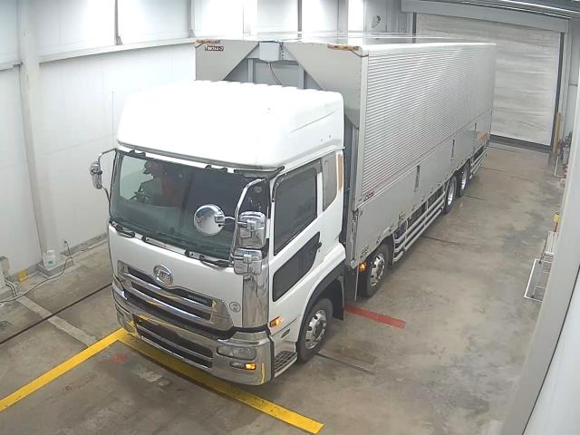NISSAN UD SERIES 2015