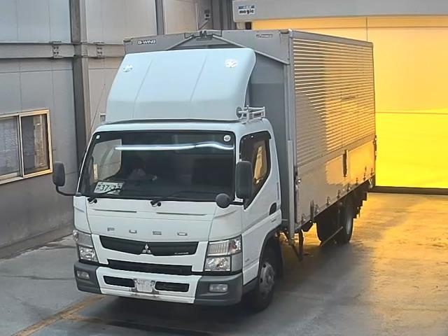MITSUBISHI CANTER 2014