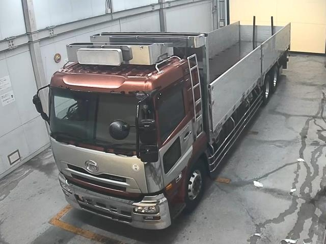 NISSAN UD SERIES 2012