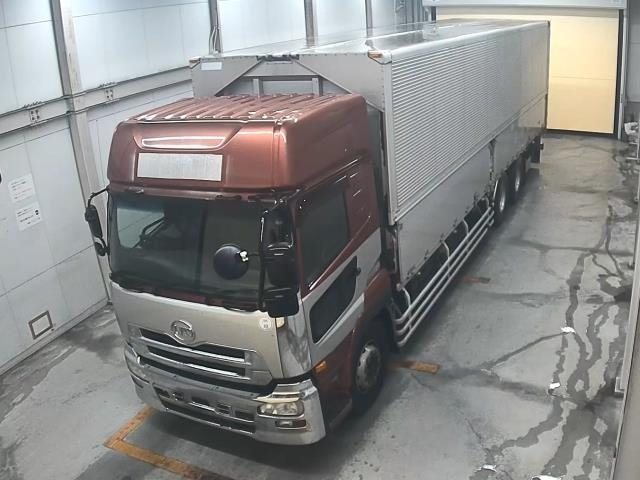 NISSAN UD SERIES 2013