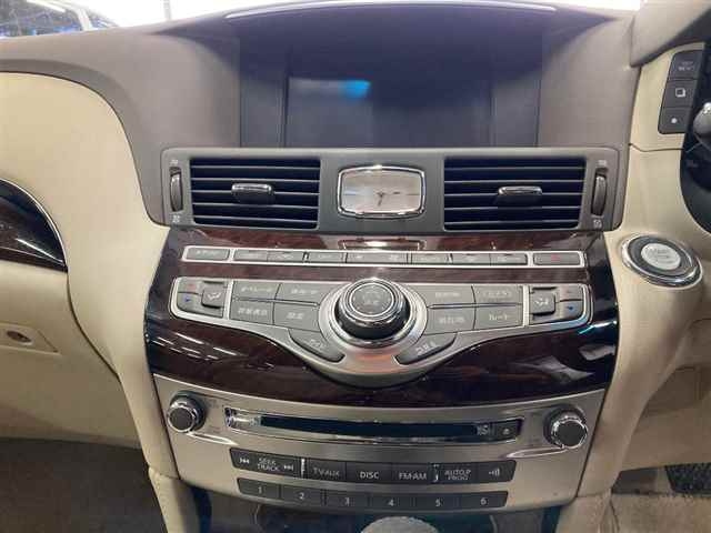 NISSAN FUGA 2014