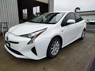 TOYOTA PRIUS 2016