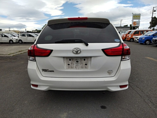 TOYOTA COROLLA FIELDER 2019