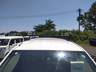 NISSAN NV200 2020