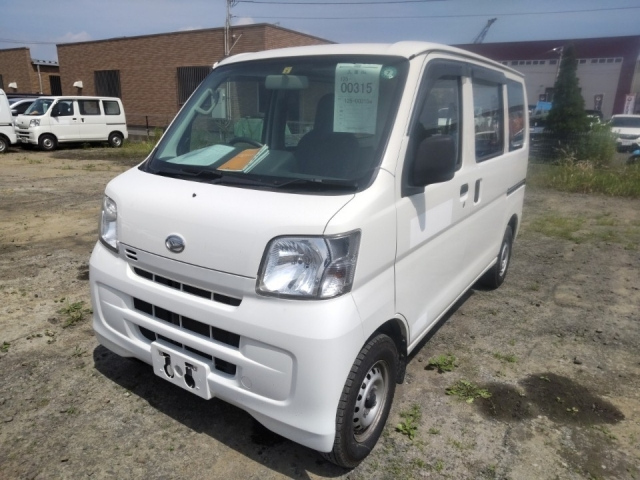 DAIHATSU HIJET VAN 2017