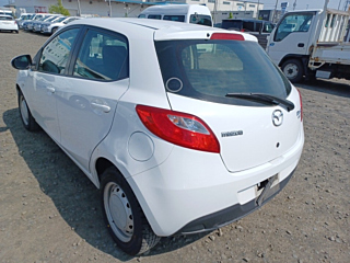 MAZDA DEMIO 2014