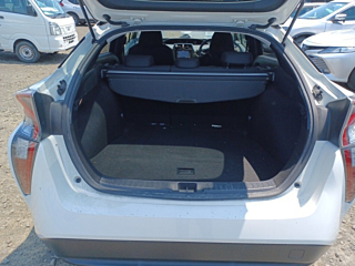 TOYOTA PRIUS 2016