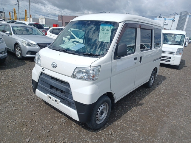 DAIHATSU HIJET VAN 2018