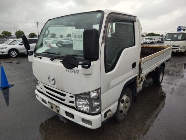 MAZDA TITAN