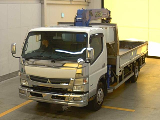 MITSUBISHI CANTER 2015