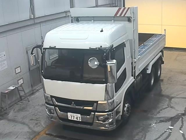 MITSUBISHI FUSO TRUCK